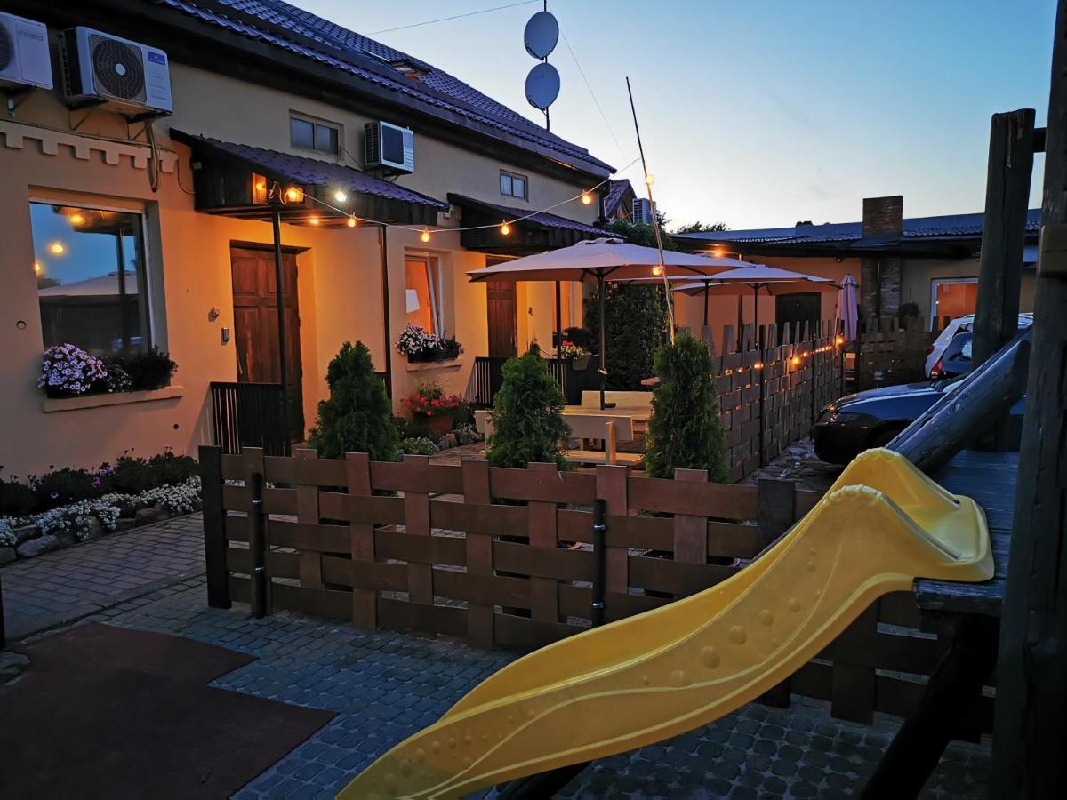 Hotel Veldzes Nams Ventspils Exteriér fotografie