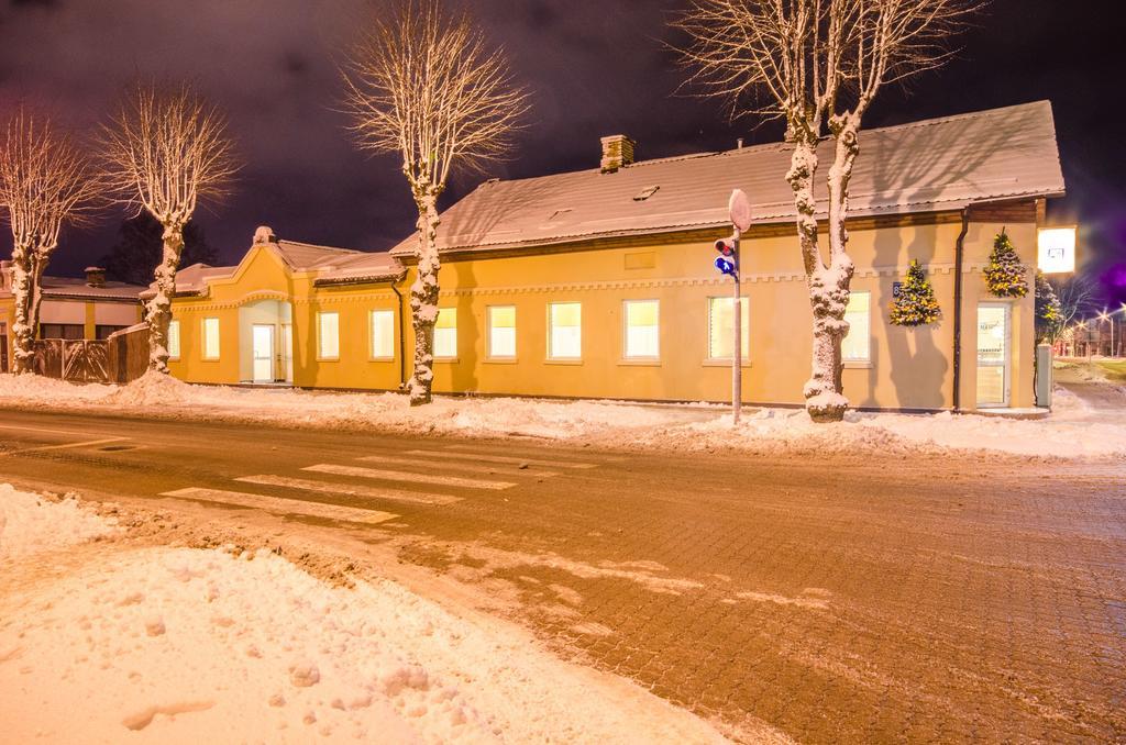 Hotel Veldzes Nams Ventspils Exteriér fotografie